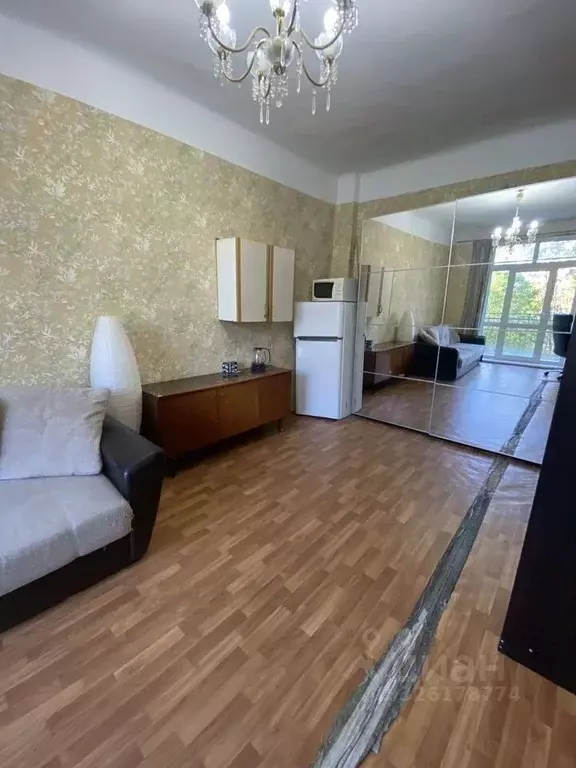 Комната Санкт-Петербург просп. Средний Васильевского острова, 78 - Фото 1