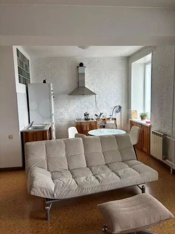 2-к. квартира, 56 м, 5/5 эт. - Фото 0