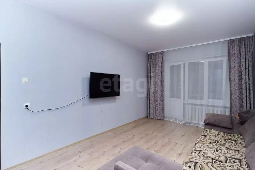 1-к кв. Тюменская область, Тюмень ул. Жуковского, 76 (33.0 м) - Фото 1