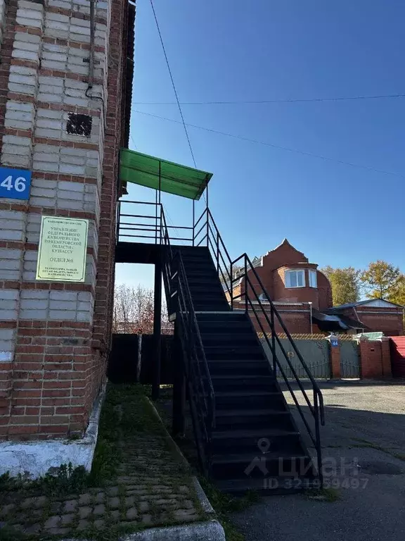 Помещение свободного назначения в Кемеровская область, Тисуль пгт ул. ... - Фото 1