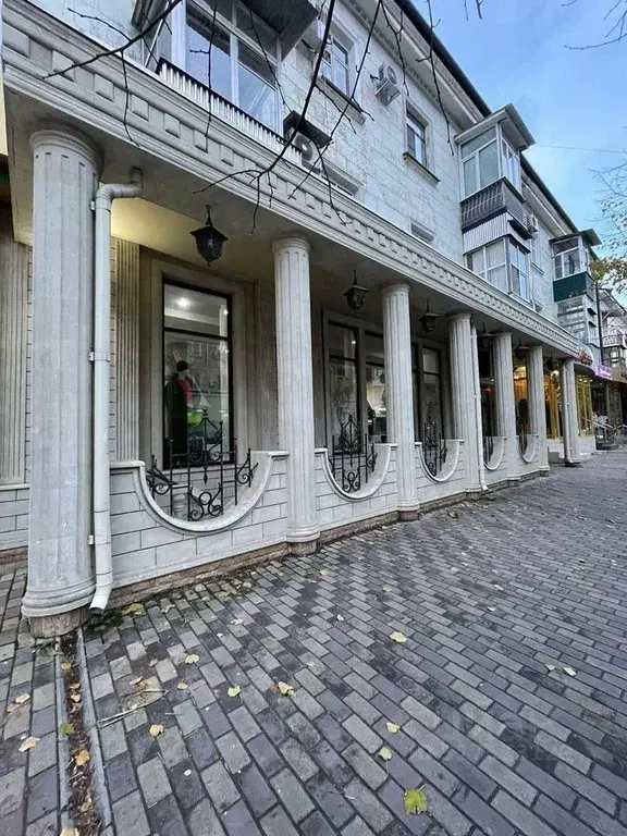 Торговая площадь в Краснодарский край, Армавир ул. Ленина, 93 (293 м) - Фото 0