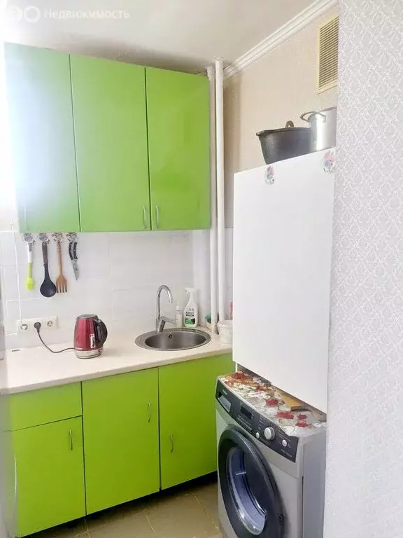 2-комнатная квартира: Тольятти, улица Мира, 137 (38 м) - Фото 1