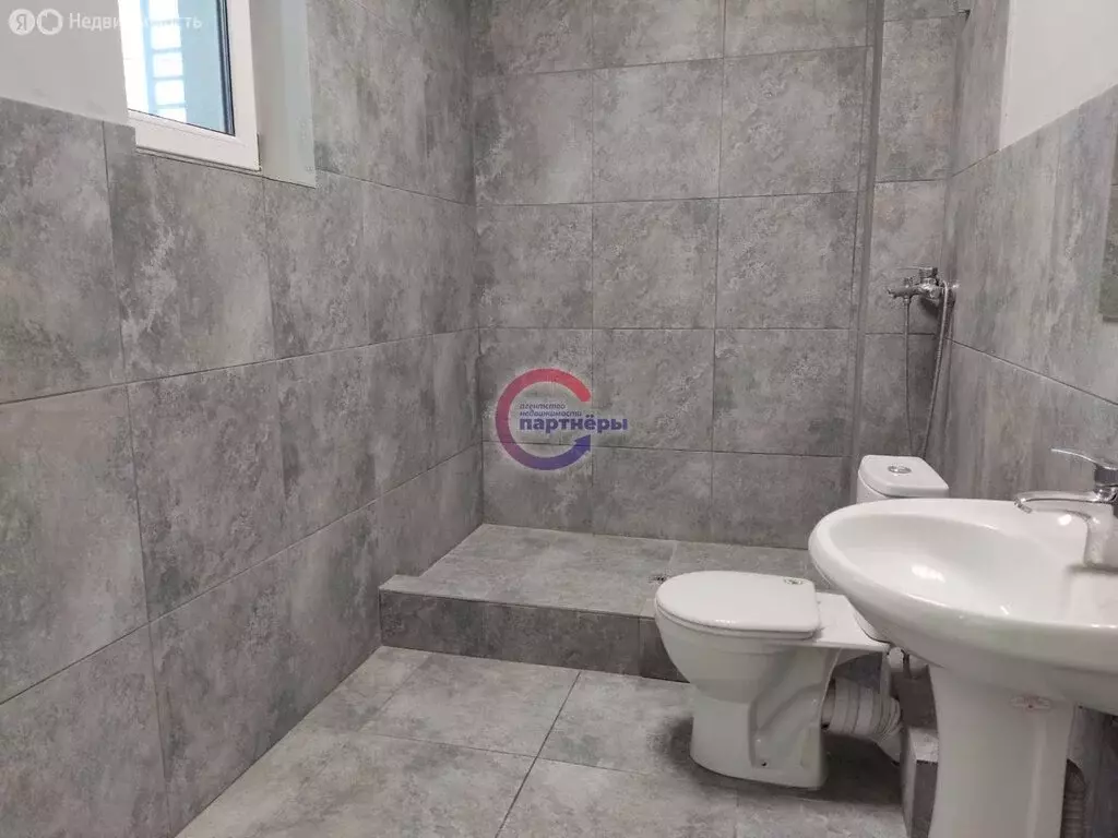 Помещение свободного назначения (250 м) - Фото 1