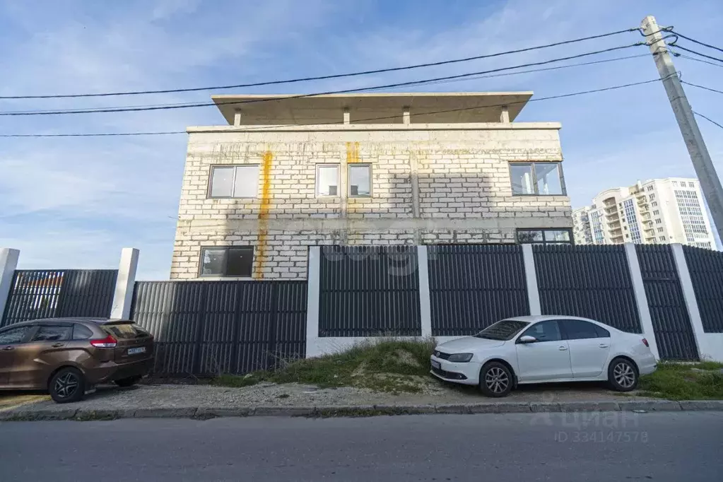 Дом в Севастополь ул. Героев Бреста, 58А/1 (243 м) - Фото 1