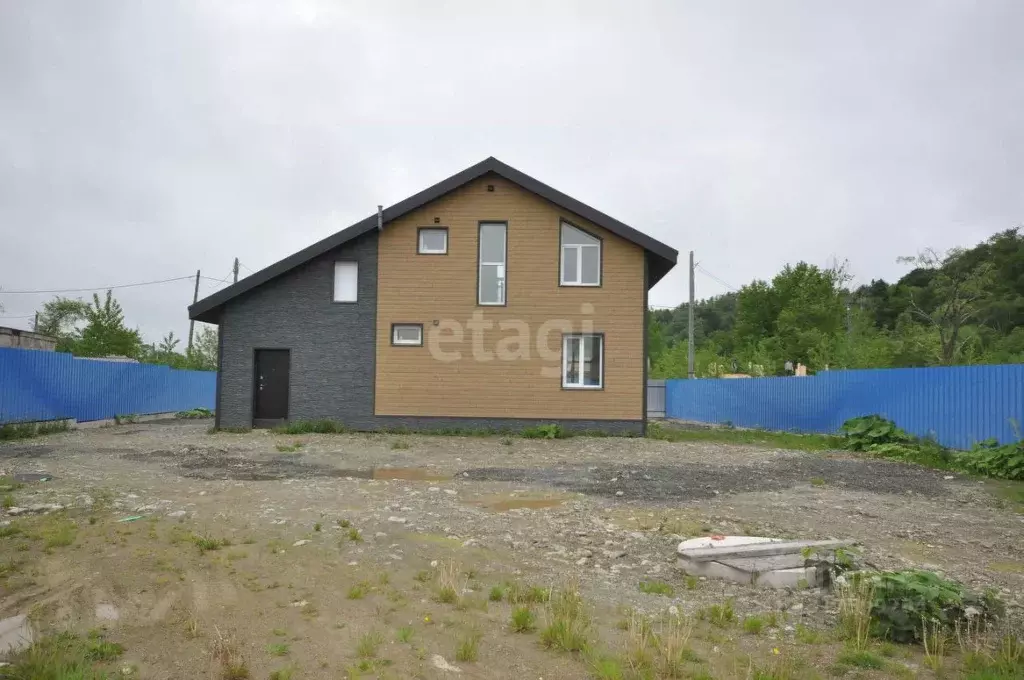 Дом в Сахалинская область, Южно-Сахалинск городской округ, с. Дальнее  ... - Фото 1