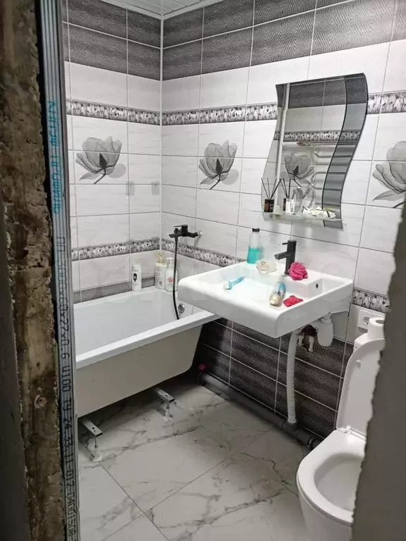3-к. квартира, 63 м, 1/9 эт. - Фото 1
