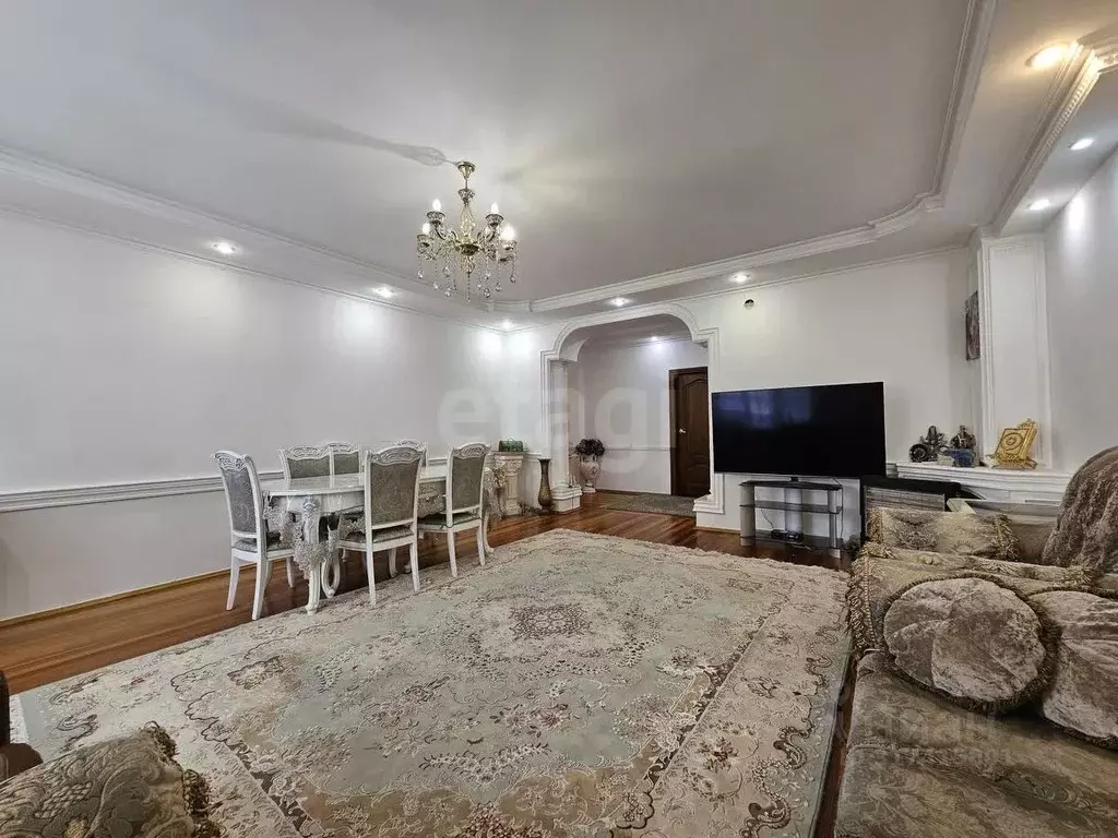 4-к кв. Карачаево-Черкесия, Черкесск Советская ул., 162 (116.5 м) - Фото 1