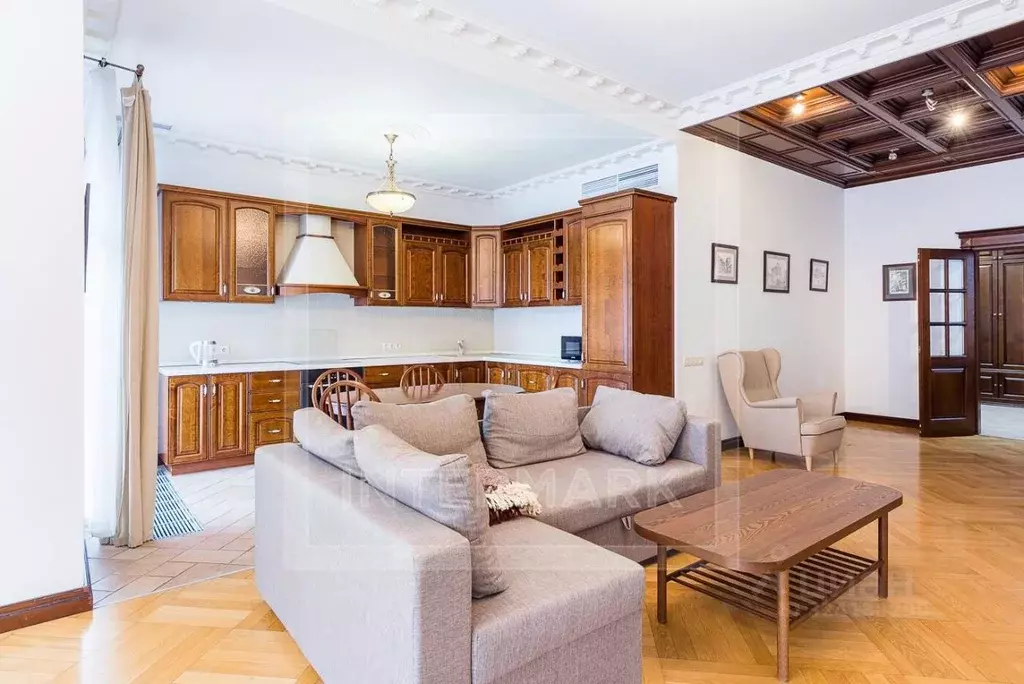 3-к кв. Москва ул. Малая Полянка, 2 (140.0 м) - Фото 0