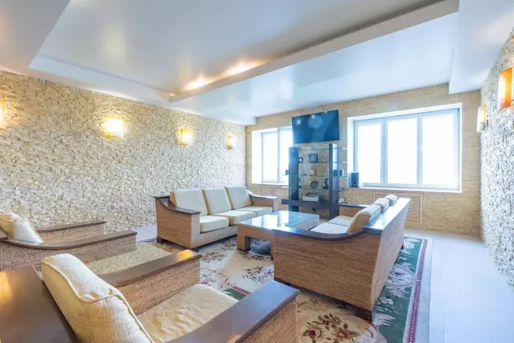 2-к кв. Пермский край, Пермь ул. Металлистов, 5 (93.2 м) - Фото 1