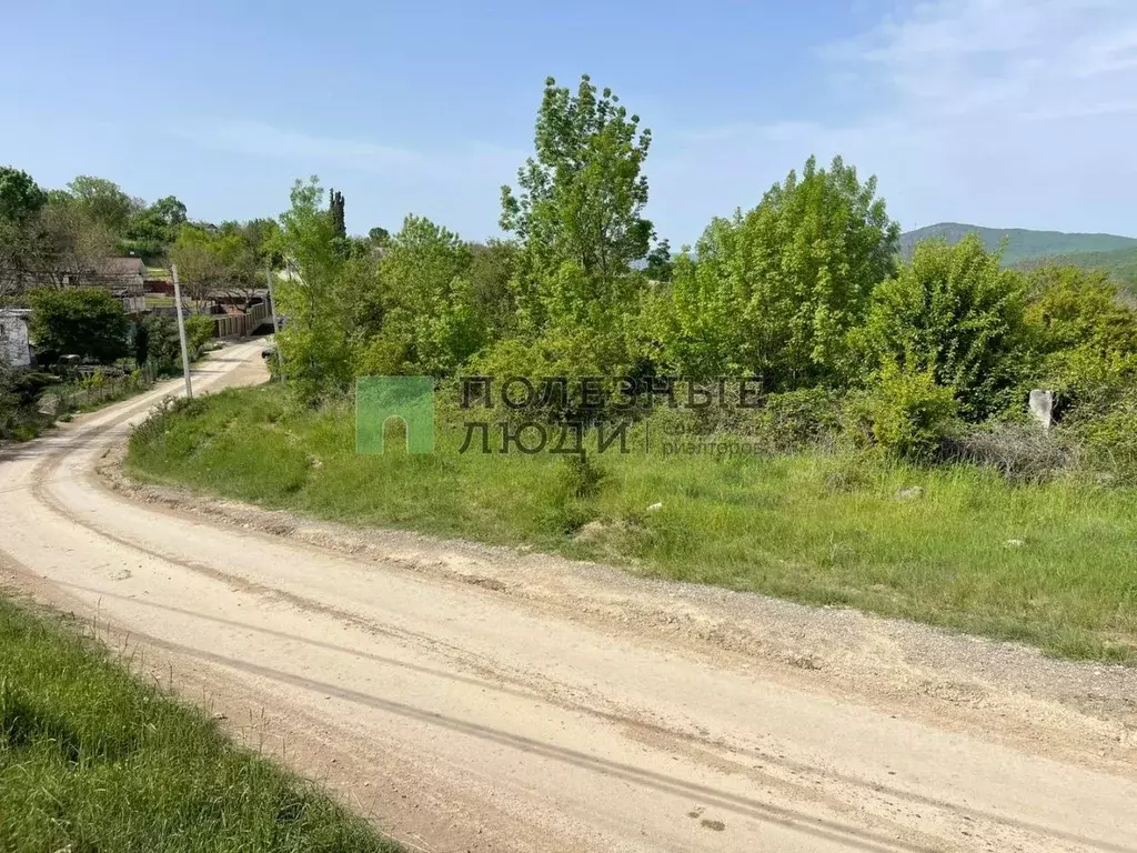 Участок в Севастополь с. Передовое, ул. Нагорная, 10А (10.0 сот.) - Фото 0