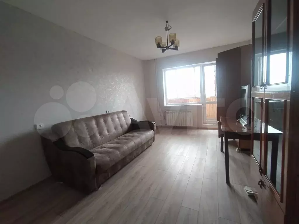1-к. квартира, 40 м, 3/10 эт. - Фото 0