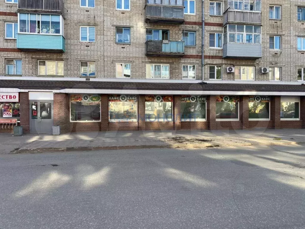 Торговое помещение 557,7 кв.м. с сетевым арендатором в центре ... - Фото 1