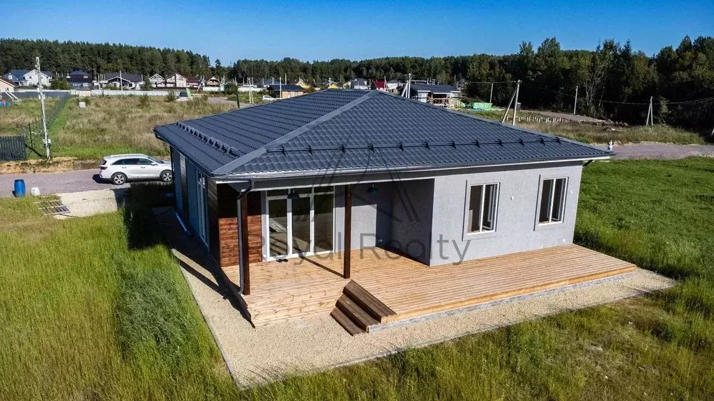 Дом в Санкт-Петербург, Санкт-Петербург, Петергоф ул. Кольцевая (155 м) - Фото 0