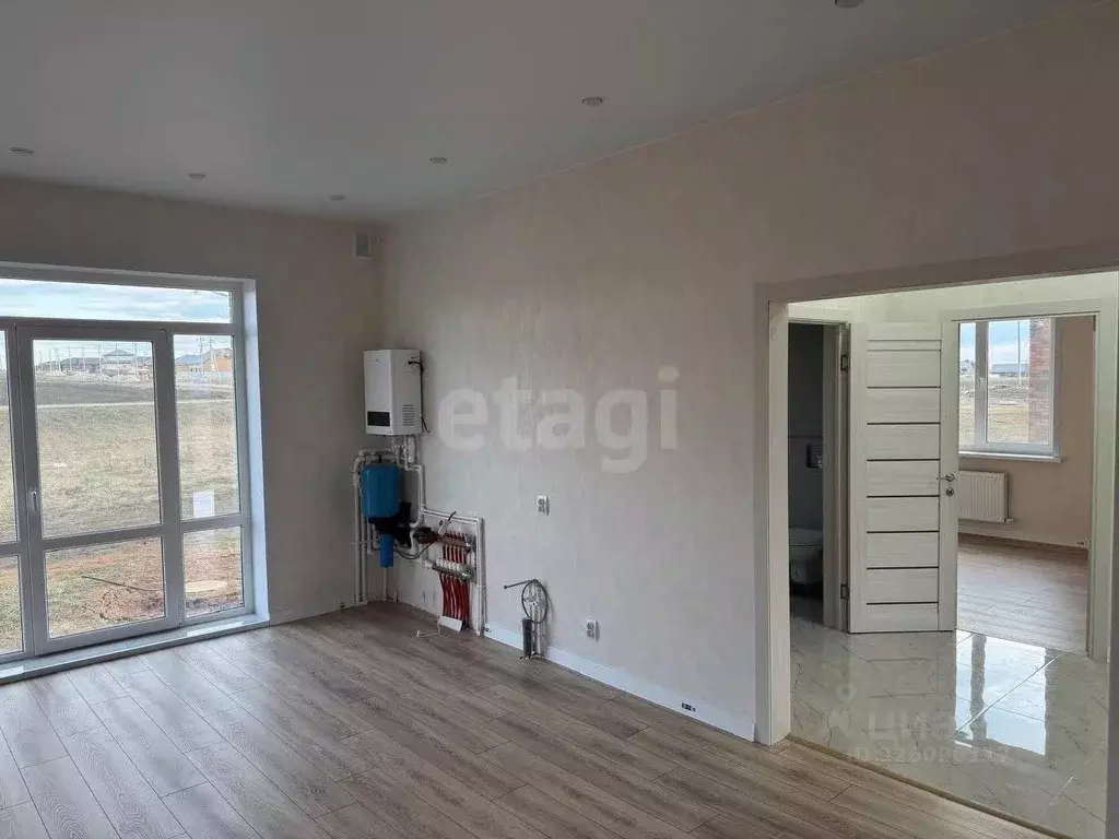 Дом в Татарстан, Тукаевский район, Малошильнинское с/пос, с. ... - Фото 1