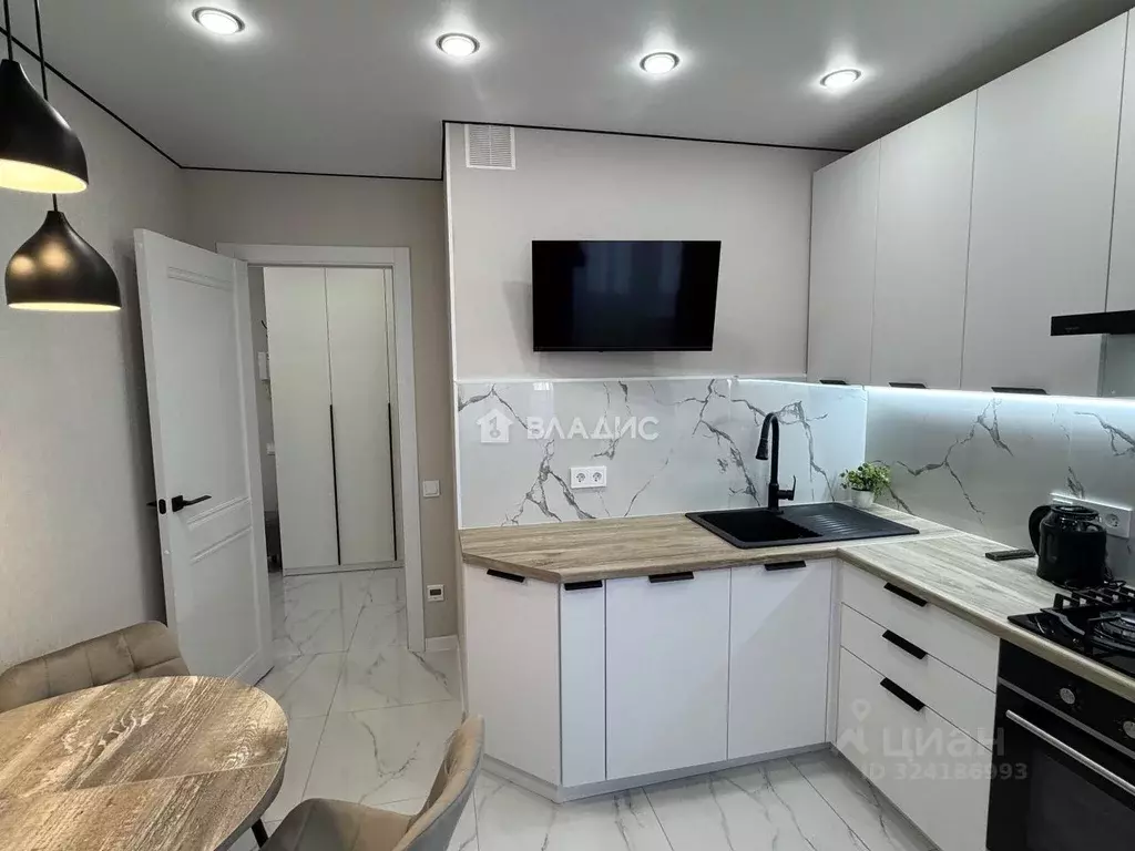 2-к кв. Владимирская область, Владимир ул. Родионовка, 4А (57.22 м) - Фото 2