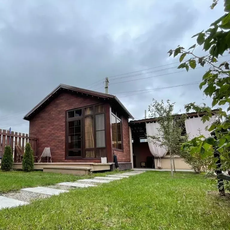 Дом в Ставропольский край, Предгорный муниципальный округ, пос. ... - Фото 1