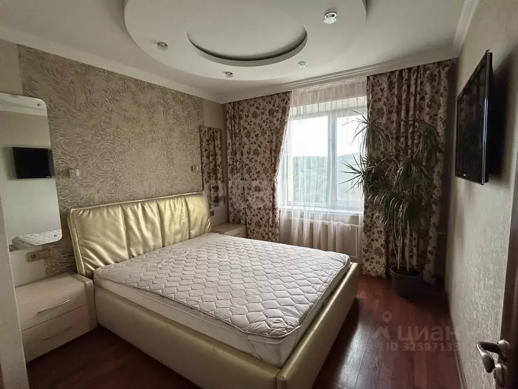 3-к кв. Камчатский край, Петропавловск-Камчатский ул. Ларина, 16/1 ... - Фото 1