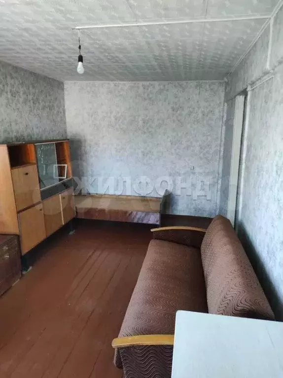 Комната 17,1 м в 2-к., 5/5 эт. - Фото 1