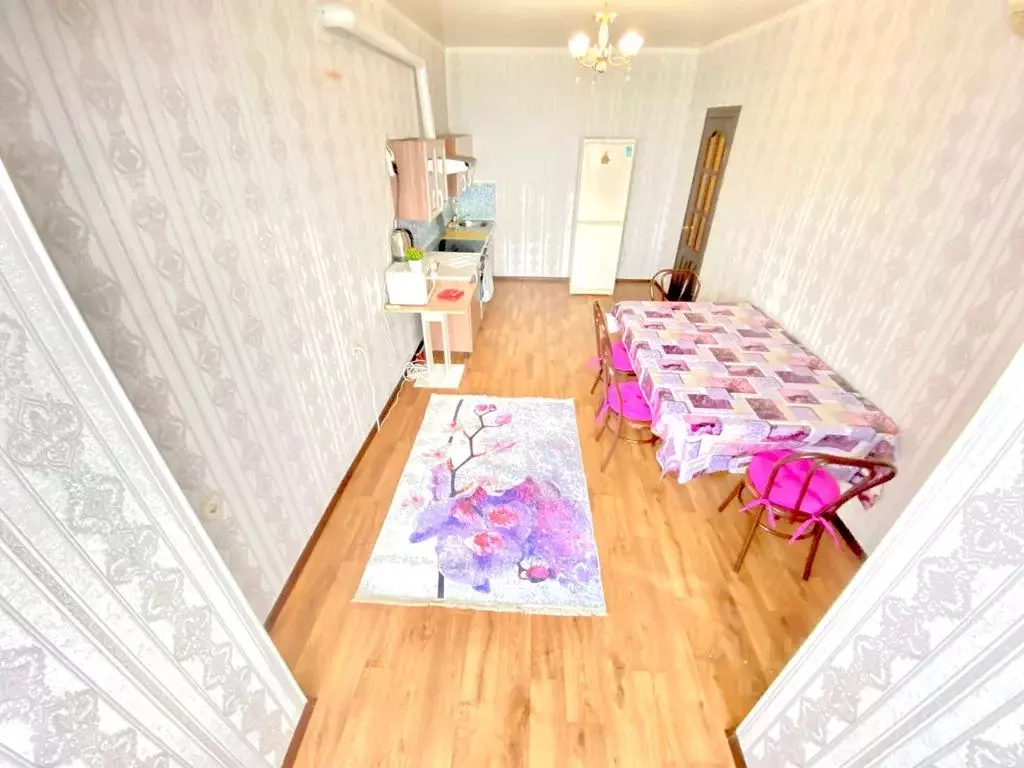 4-к кв. Астраханская область, Астрахань ул. Сен-Симона, 42к4 (120.0 м) - Фото 0