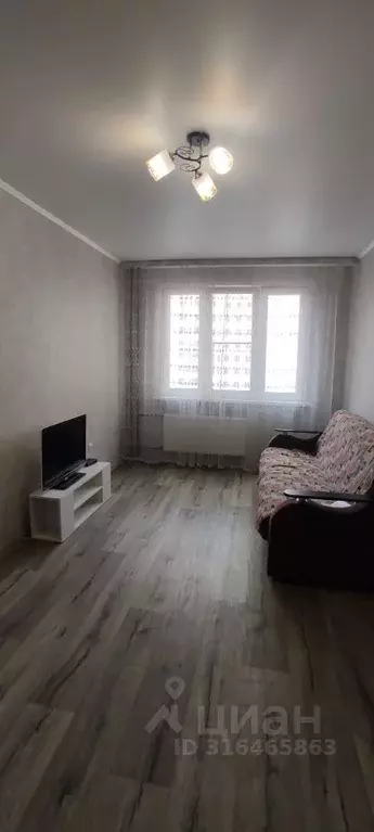 1-к кв. Липецкая область, Липецк ул. И.В. Свиридова, 22к2 (35.0 м) - Фото 0