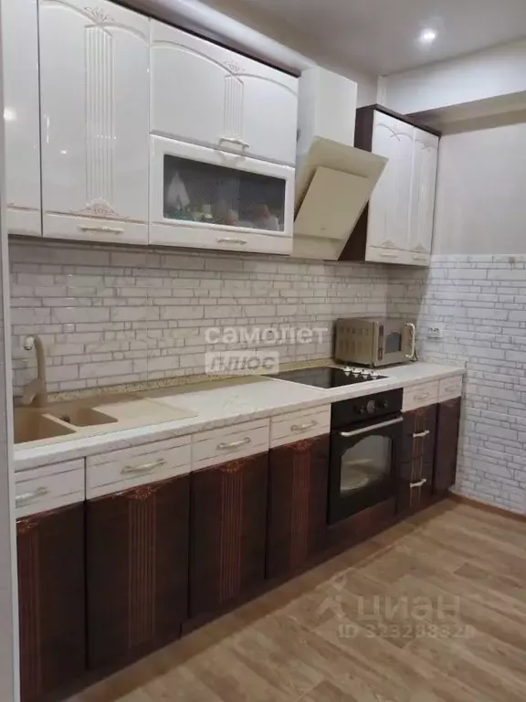 3-к кв. Сахалинская область, Южно-Сахалинск Комсомольская ул., 373А ... - Фото 2