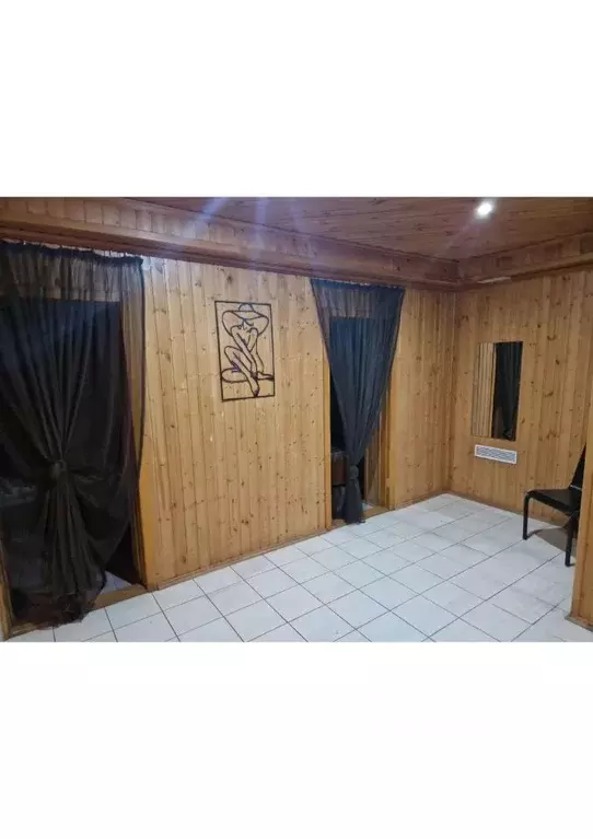 Торговая площадь в Саратовская область, Саратов Астраханская ул., 40А ... - Фото 2