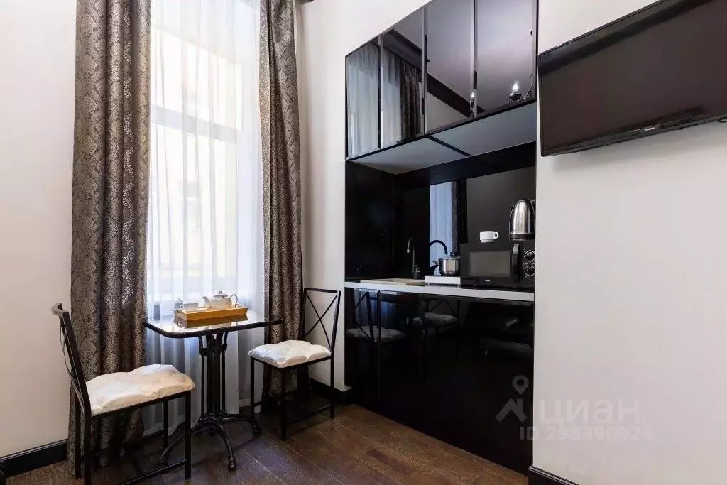 Комната Санкт-Петербург Дмитровский пер., 13 (10.0 м) - Фото 1