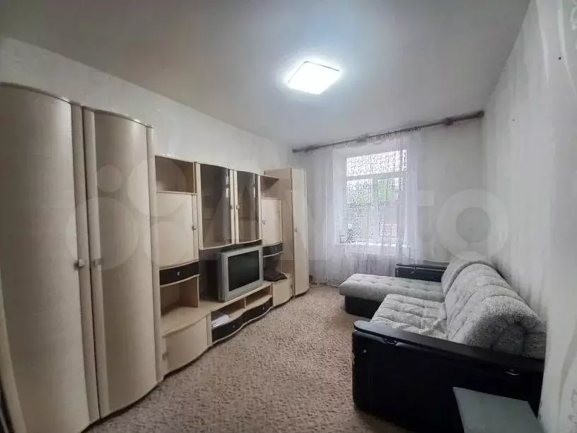2-к. квартира, 42 м, 1/2 эт. - Фото 0