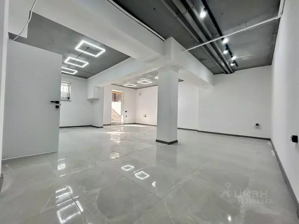 Помещение свободного назначения в Дагестан, Каспийск ул. Каспийское ... - Фото 1