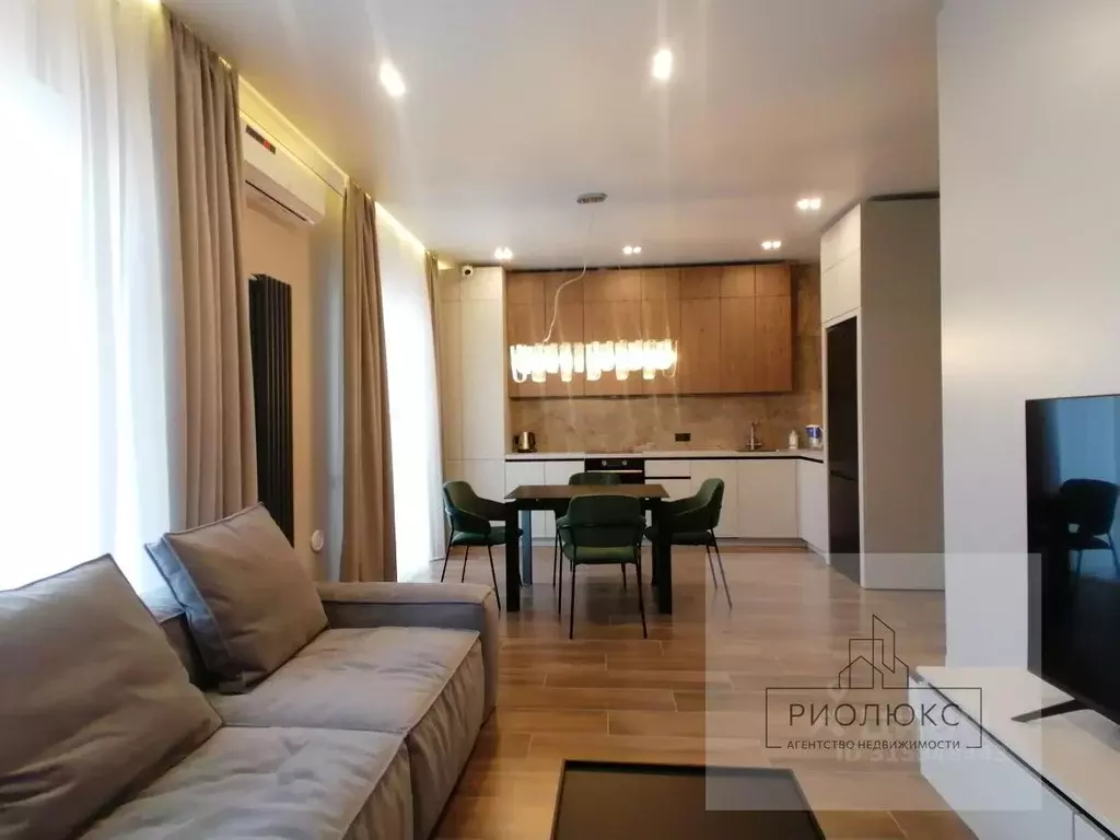 Таунхаус в Челябинская область, Магнитогорск ул. Белинского, 51 (120 ... - Фото 1