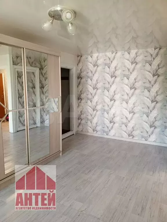 2-к. квартира, 42,6 м, 4/4 эт. - Фото 1