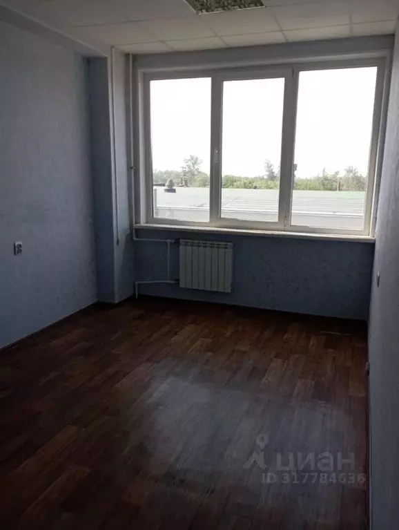Помещение свободного назначения в Омская область, Омск просп. ... - Фото 0