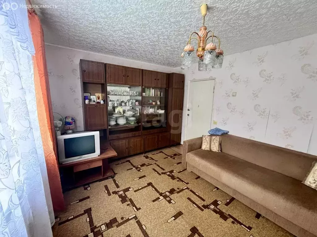 2-комнатная квартира: городской посёлок Будогощь, Советская улица, 115 ... - Фото 2