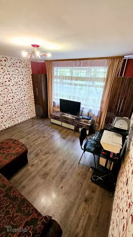 2-к. квартира, 50 м, 1/9 эт. - Фото 1