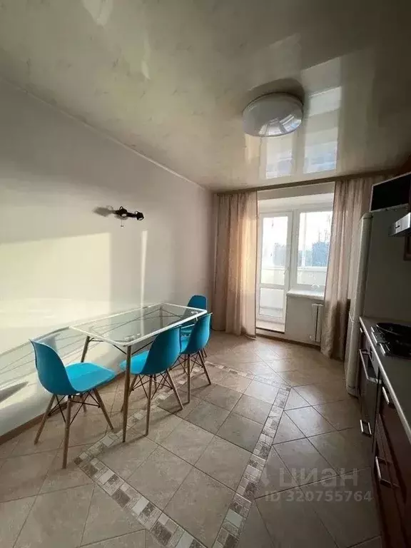 2-к кв. Татарстан, Казань ул. Адоратского, 66а (60.0 м) - Фото 1