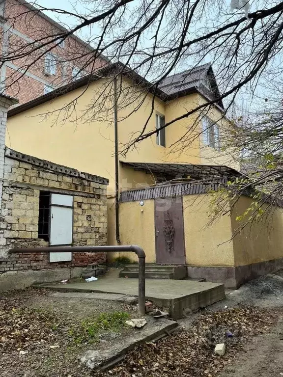 Дом в Дагестан, Махачкала ул. Перова (100 м) - Фото 0