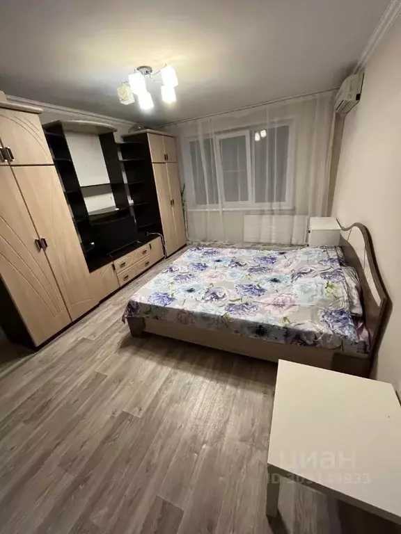 1-к кв. Курская область, Курчатов ул. Строителей, 8 (37.0 м) - Фото 0