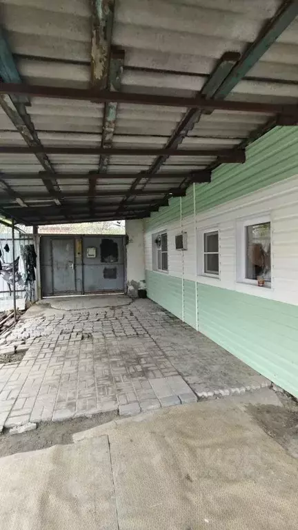 Дом в Астраханская область, Астрахань ул. 2-я Перевозная, 32 (80 м) - Фото 2