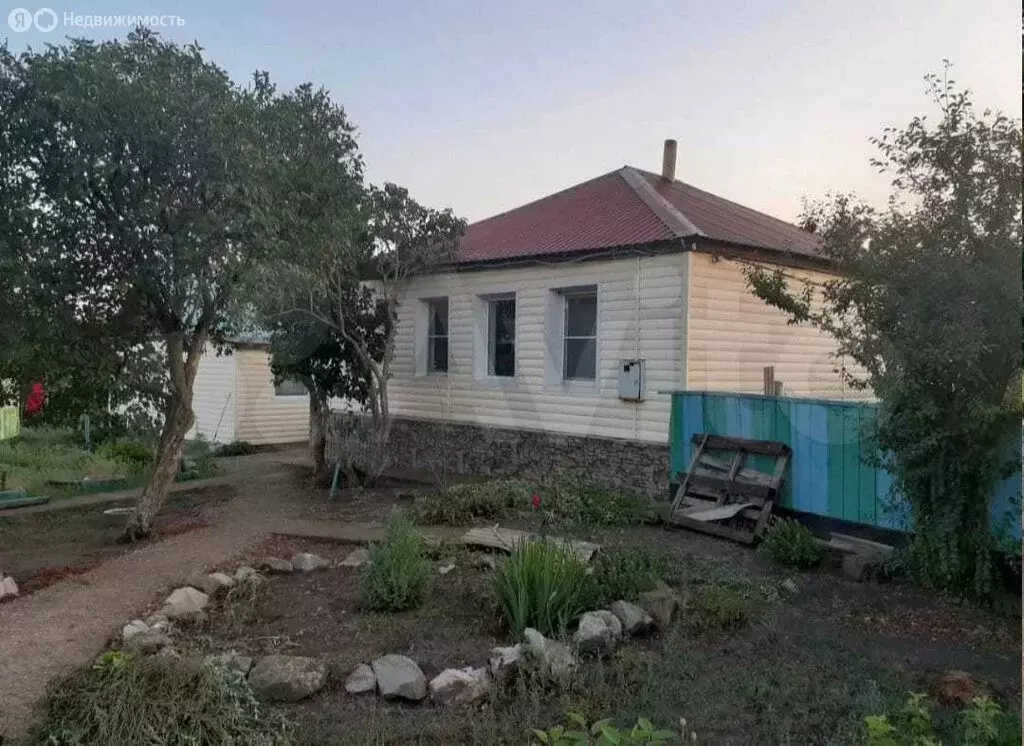 Дом в хутор Астахов, Садовая улица (50 м) - Фото 1