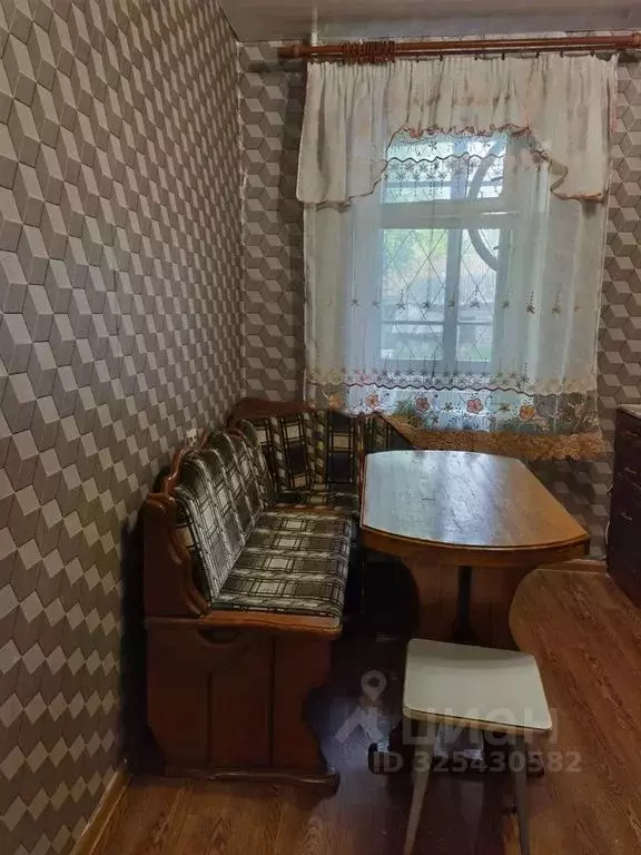 2-к кв. Карелия, Медвежьегорск Онежская ул., 10 (59.0 м) - Фото 1