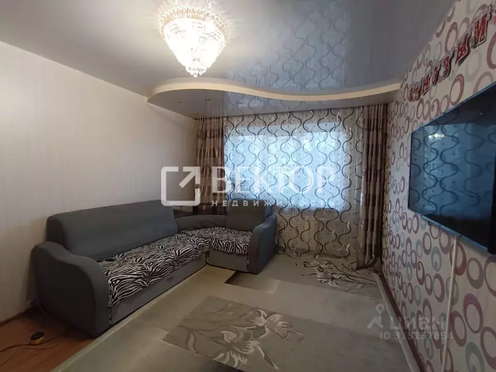 3-к кв. Ивановская область, Тейково ул. 1-я Комовская, 6 (68.0 м) - Фото 0