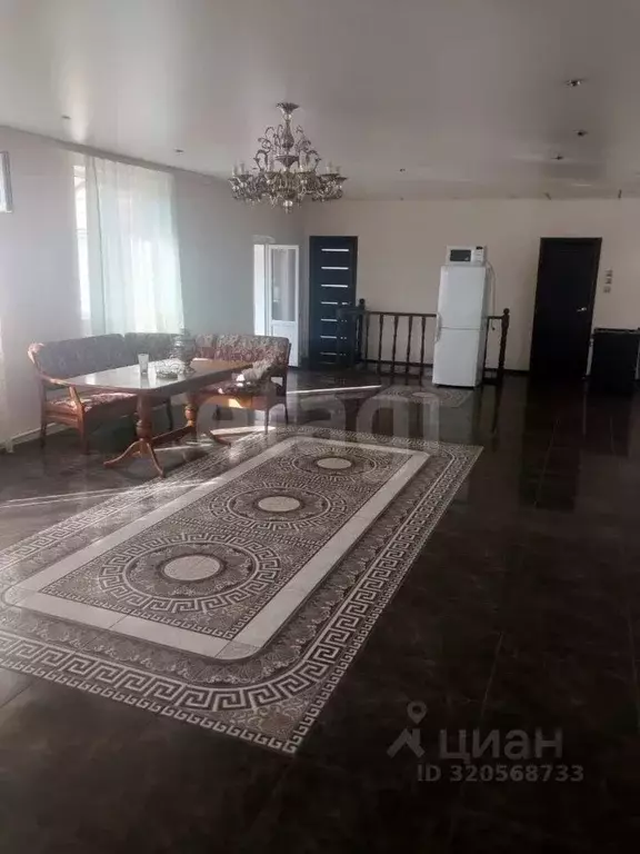 Дом в Саха (Якутия), Якутск Хатын-Юряхское ш., Л-2 (212 м) - Фото 1