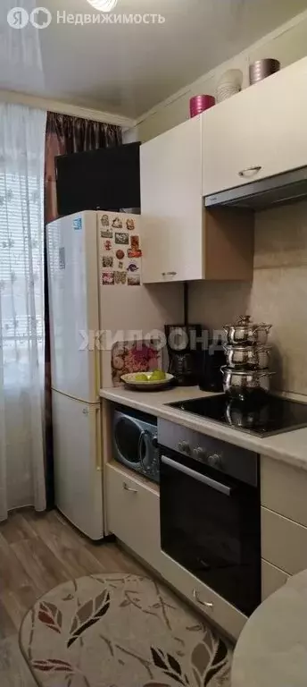 3-комнатная квартира: Новосибирск, улица Петухова, 146 (62.6 м) - Фото 2