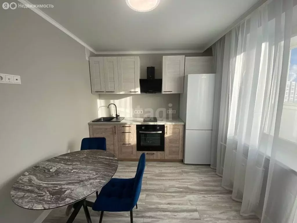 1-комнатная квартира: Тюмень, улица Константина Посьета, 3 (40.8 м) - Фото 1