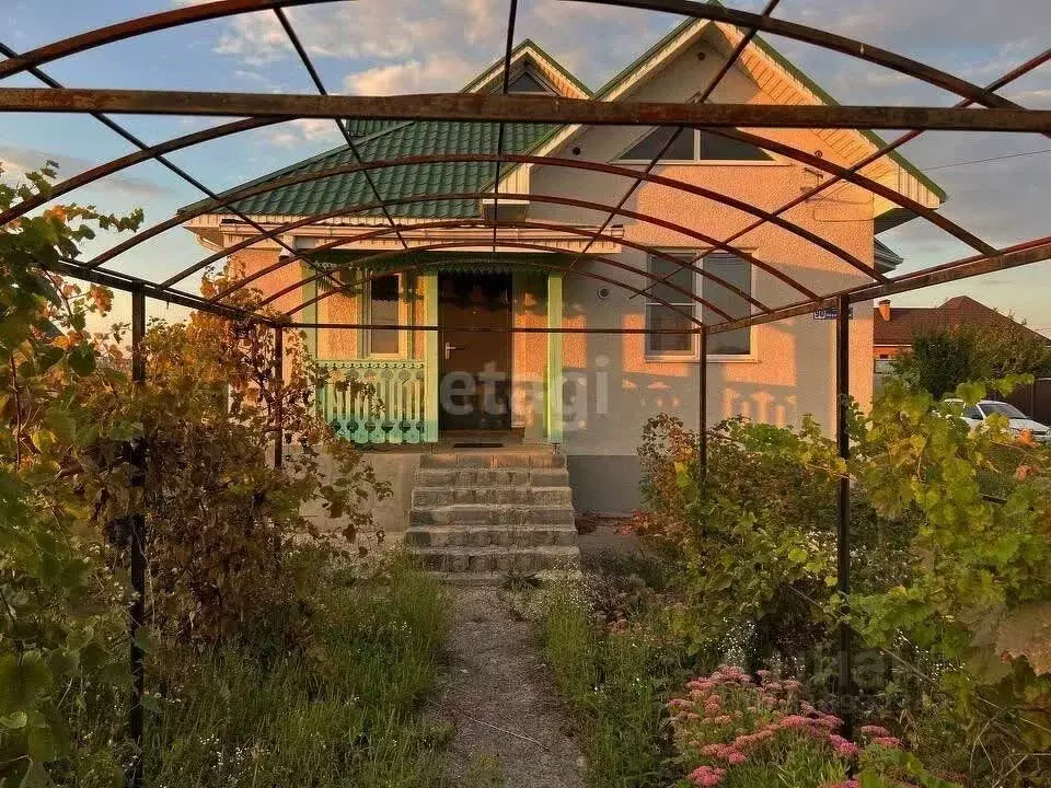 Дом в Белгородская область, Старый Оскол ул. Павловская, 90 (94 м) - Фото 0