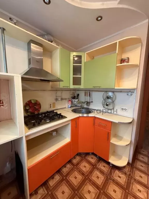 3-к кв. Челябинская область, Челябинск Пермская ул., 58 (61.5 м) - Фото 1