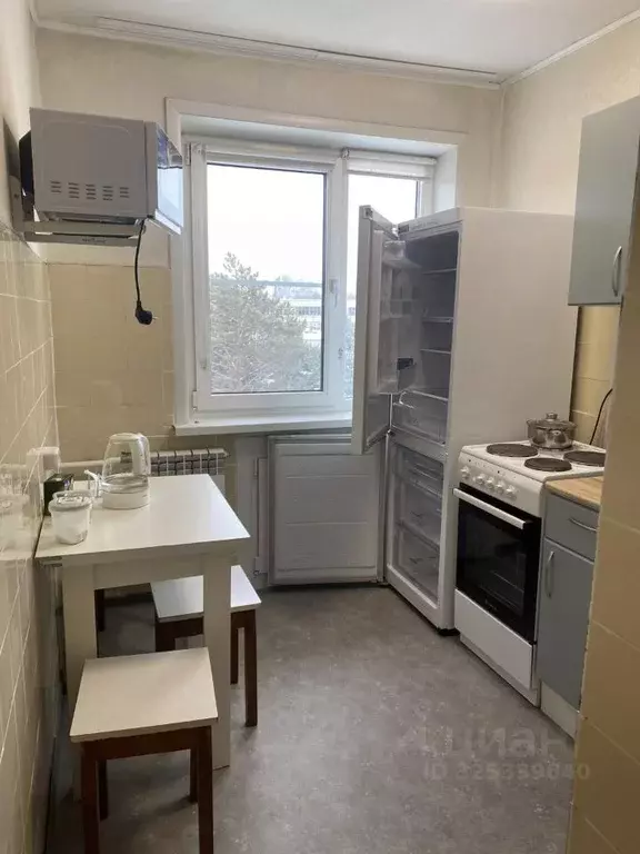 2-к кв. Кемеровская область, Новокузнецк ул. Грдины, 7 (42.2 м) - Фото 1