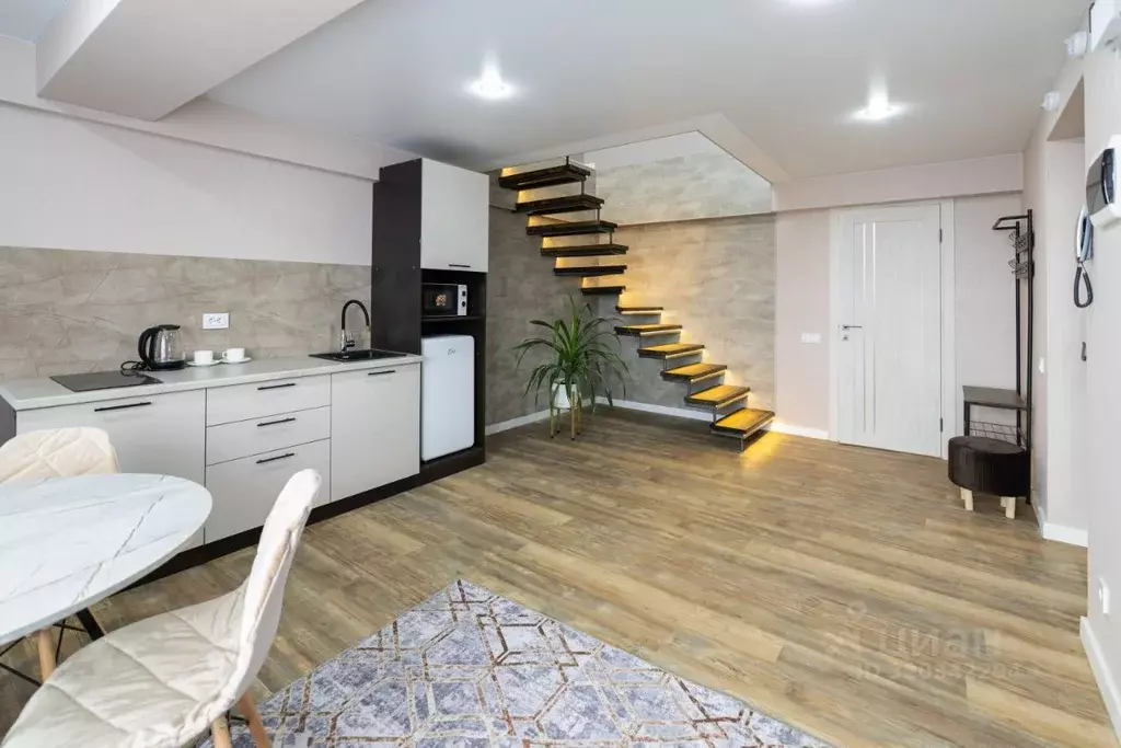 Комната Свердловская область, Сухой Лог ул. Белинского, 40 (49.0 м) - Фото 1