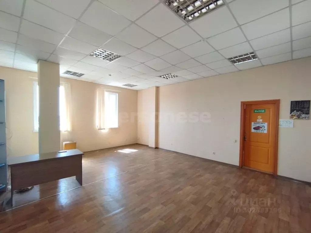 Офис в Севастополь ул. Хрусталева, 44Б (40 м) - Фото 0