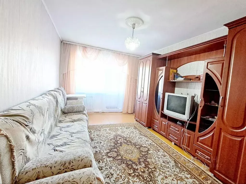 3-к кв. Бурятия, Улан-Удэ Восточный мкр, ул. Чкалова, 2 (57.1 м) - Фото 1